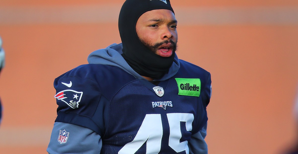 NY Giants awarded OLB off waivers from New England Patriots