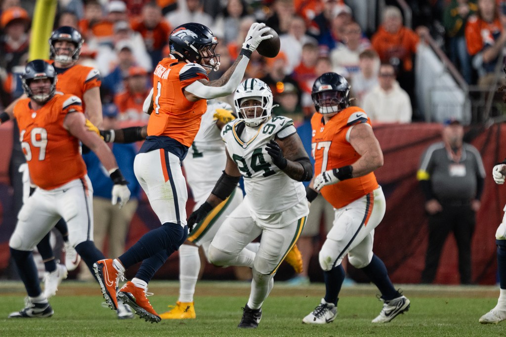 Evan Engram symbolizes Broncos' unselfishness