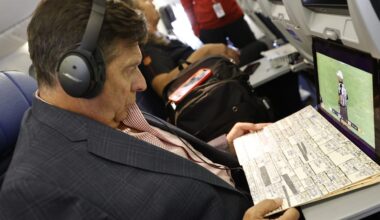 'I'm back': 49ers announcer Greg Papa returning to booth