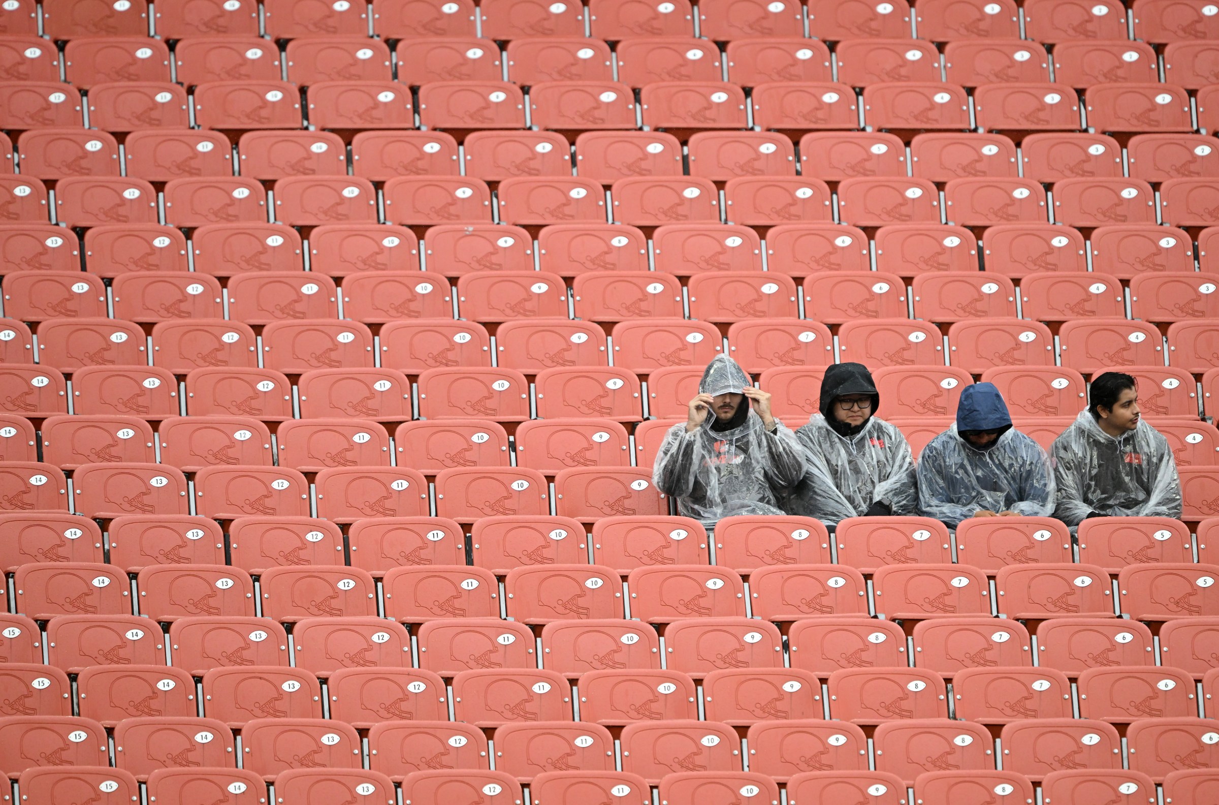 Losing, outside noise, make being a Browns fan oh so tiring