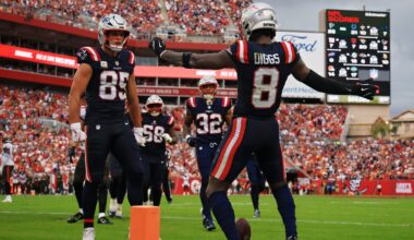 Patriots OC Reveals Stefon Diggs, Hunter Henry Problem