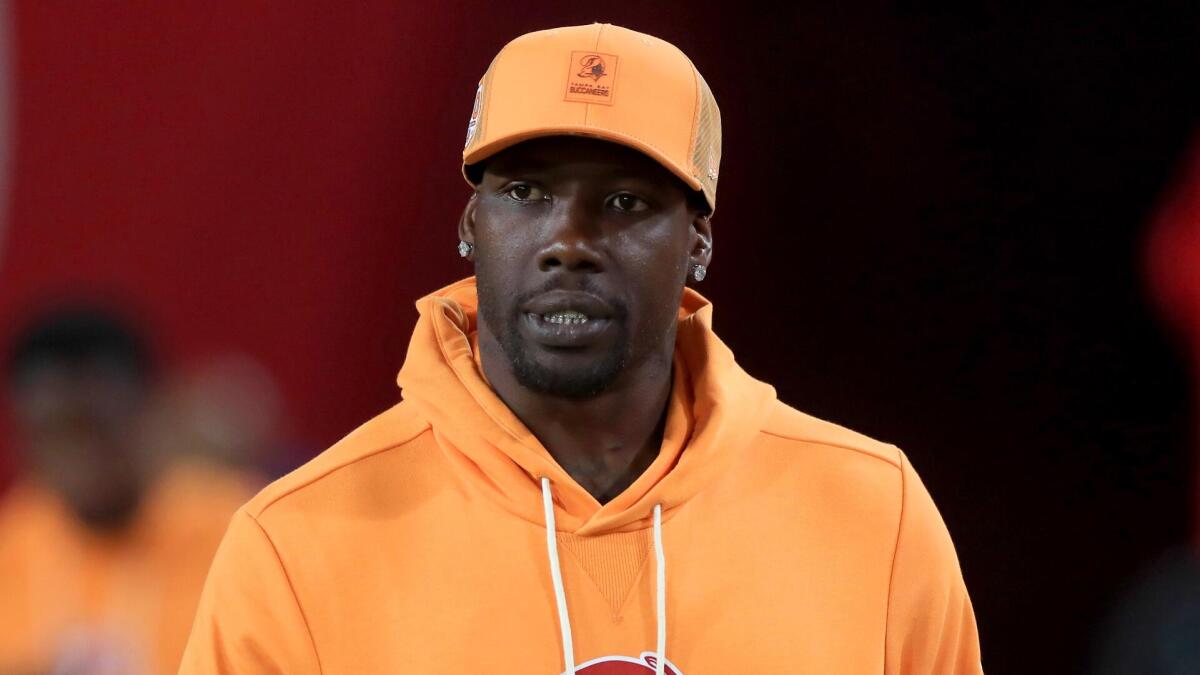 Buccaneers activate veteran DE Jason Pierre-Paul for first game action since 2023