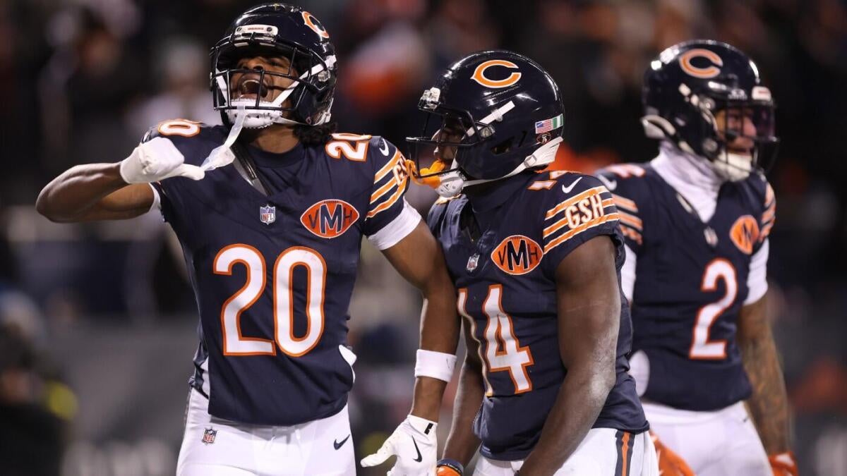 2025 NFL playoff picture: How Bears could earn No. 1 seed or miss postseason