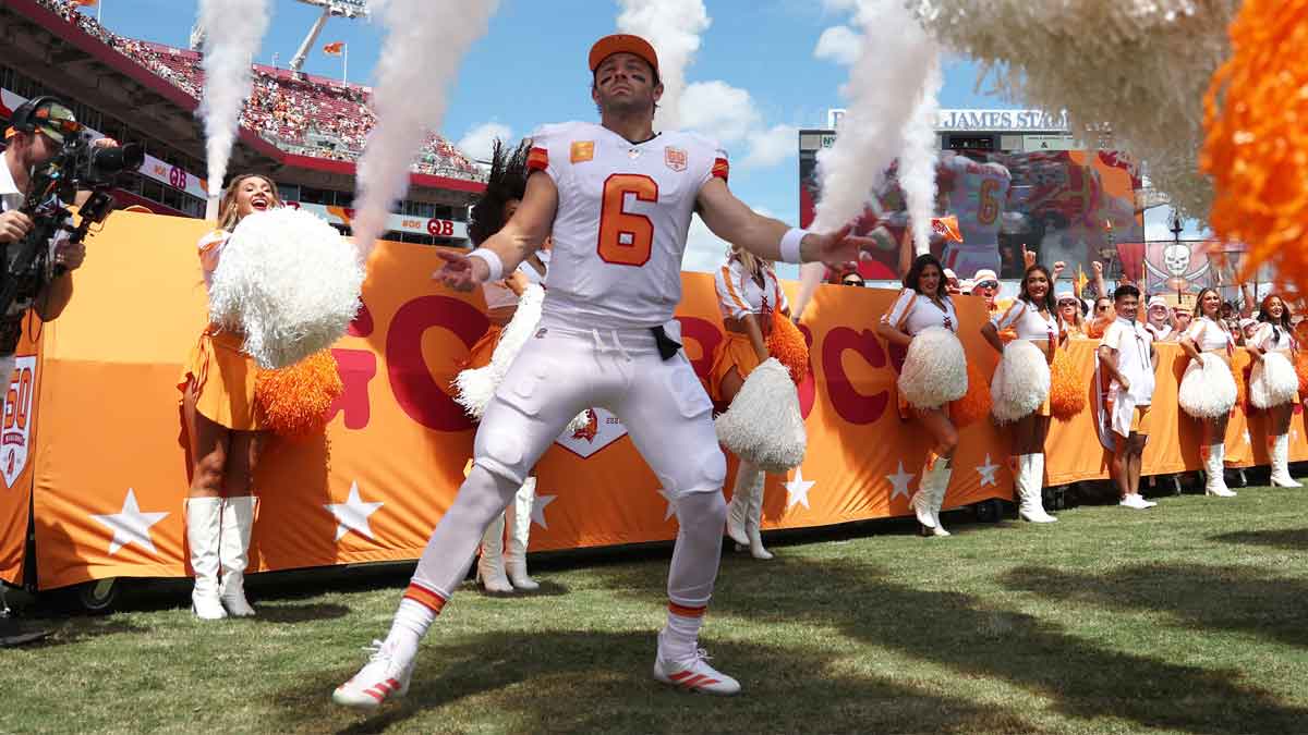 Tampa Bay Buccaneers quarterback Baker Mayfield (6) runs out of the tunnel prior to the game against the New York Jets at Raymond James Stadium.