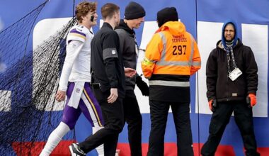 Vikings' J.J. McCarthy out vs. Lions with hairline fracture in hand