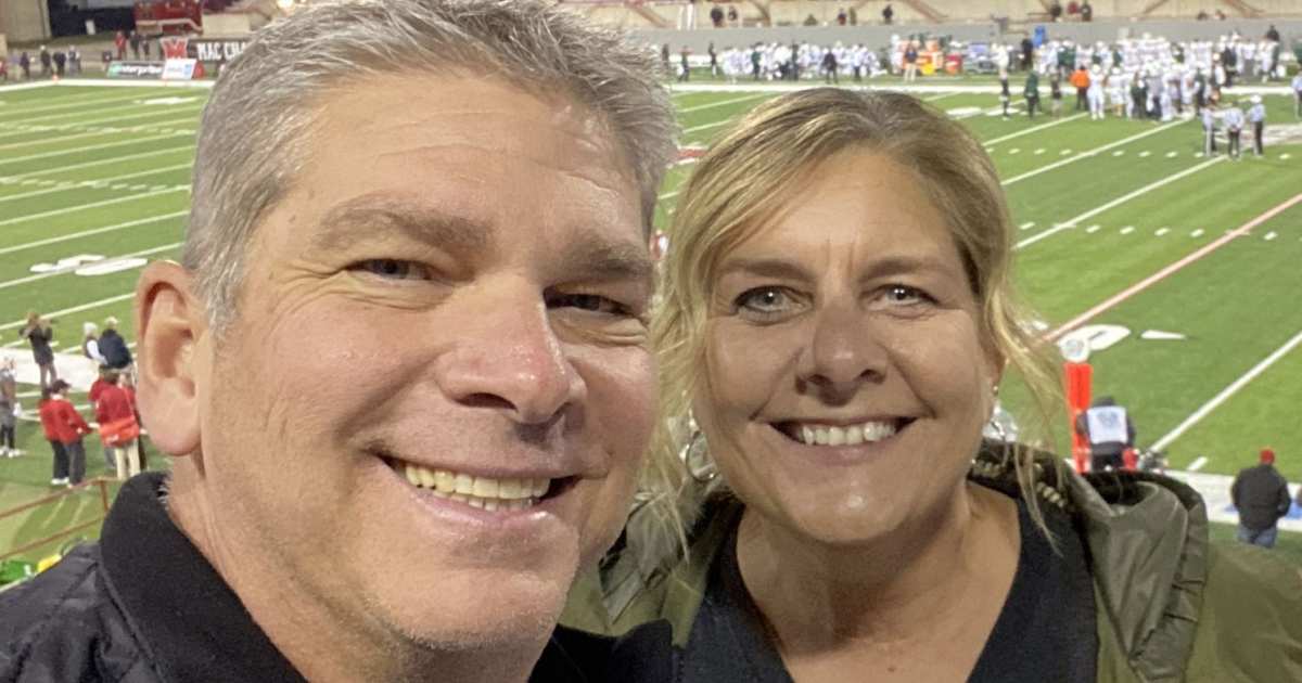 NFL Reporter Announces Death of His Wife After ‘Catastrophic’ Medical Issue