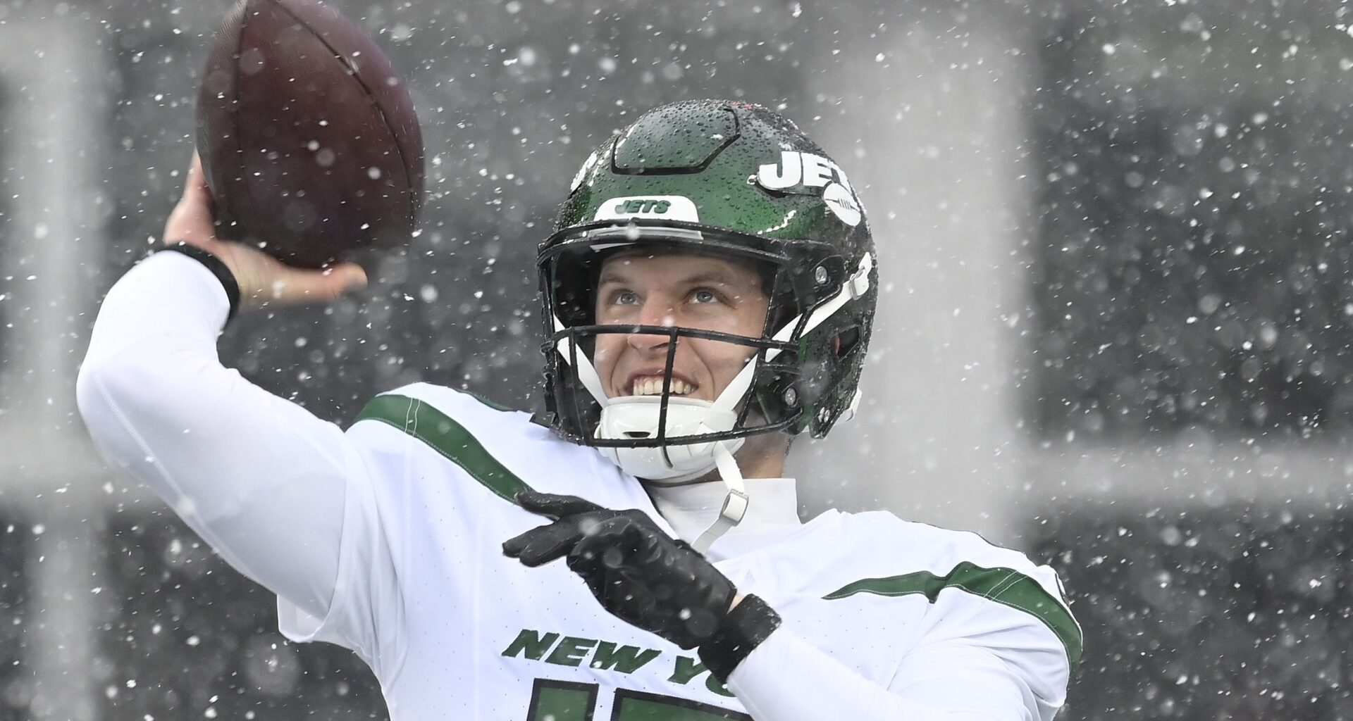 Vikings Sign Former Jets QB as J.J. McCarthy Insurance