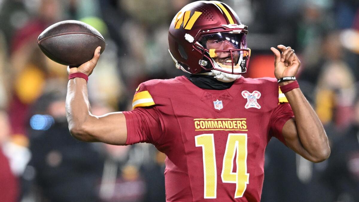 Josh Johnson to start at QB for Commanders against Cowboys on Christmas Day