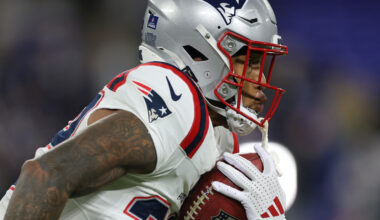 Patriots Sign Super Bowl RB After Henderson Concussion