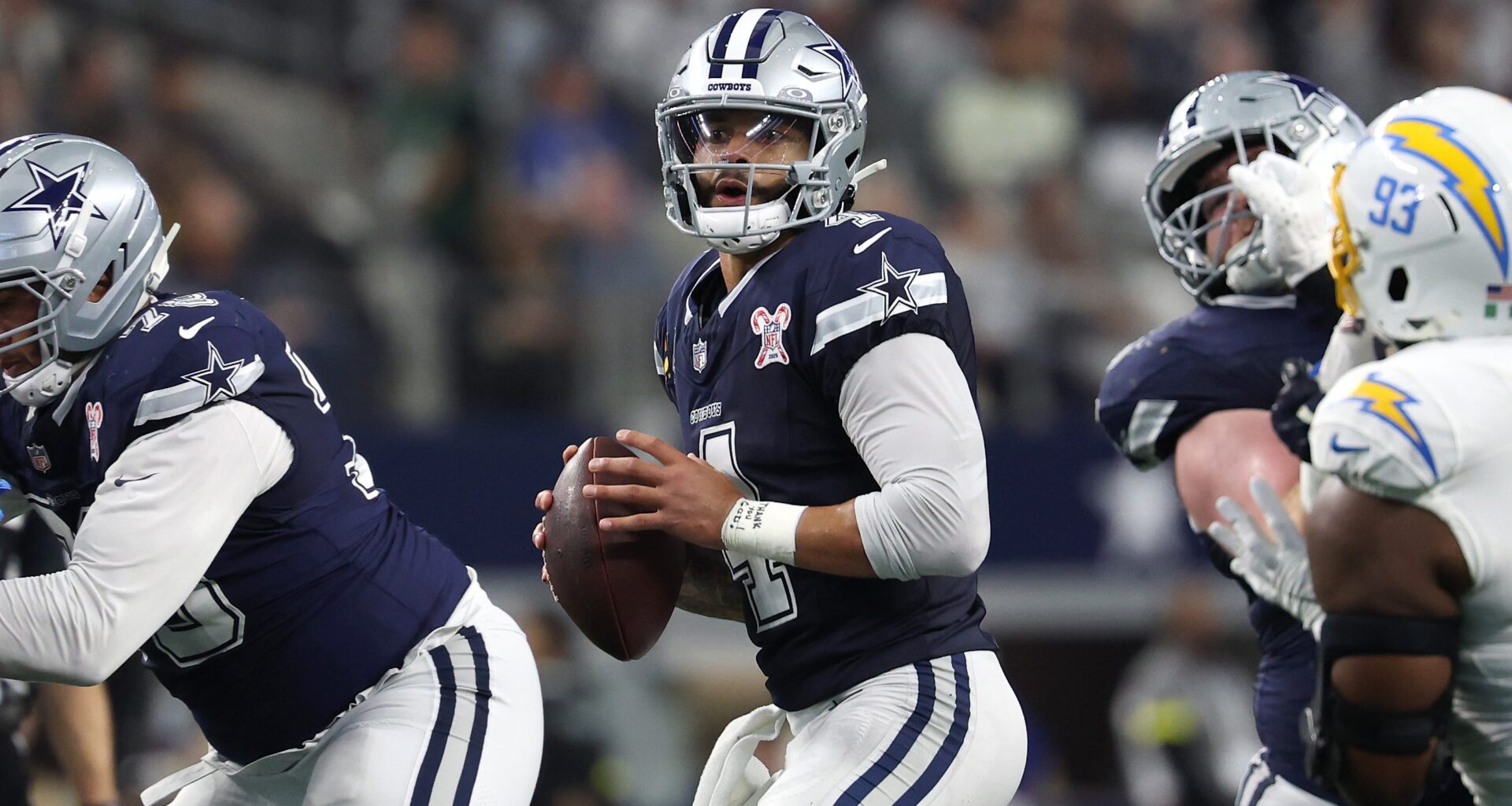 Cowboys' Cooper Beebe Hits Back at Chargers Over X Post