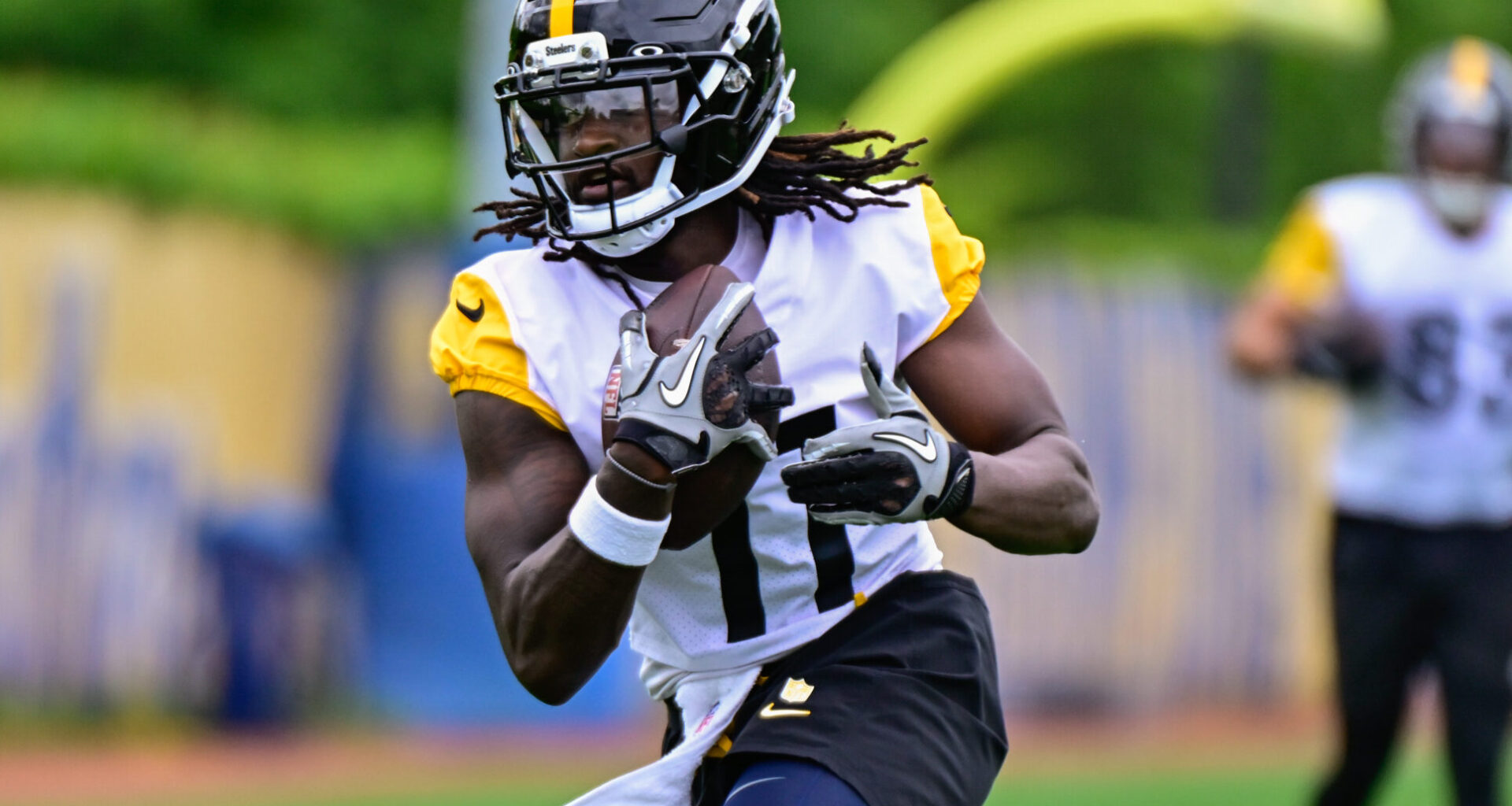 Jersey Number Revealed for New Steelers WR