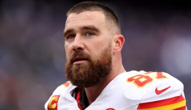 Travis Kelce #87 of the Kansas City Chiefs warms up prior to the AFC Championship Game against the Baltimore Ravens at M&amp;T Bank Stadium.