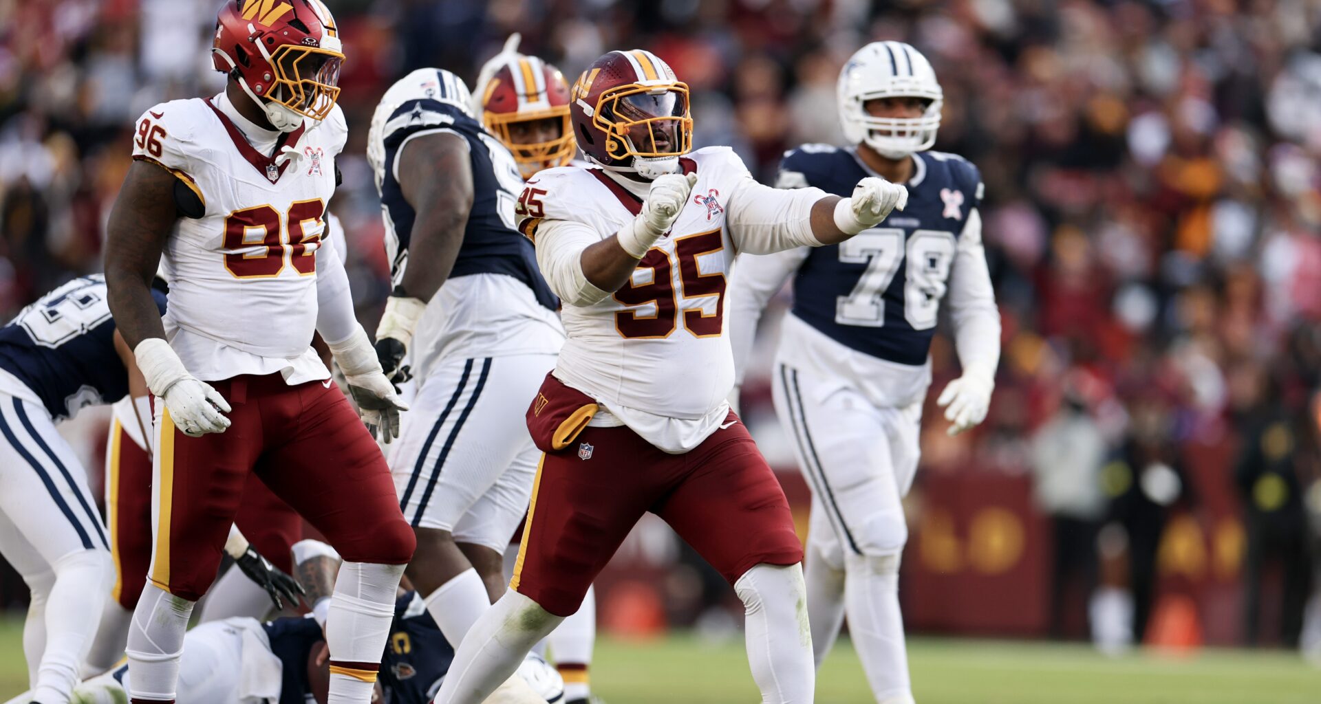 Commanders HC Reveals Key to Johnny Newton's Breakout Game