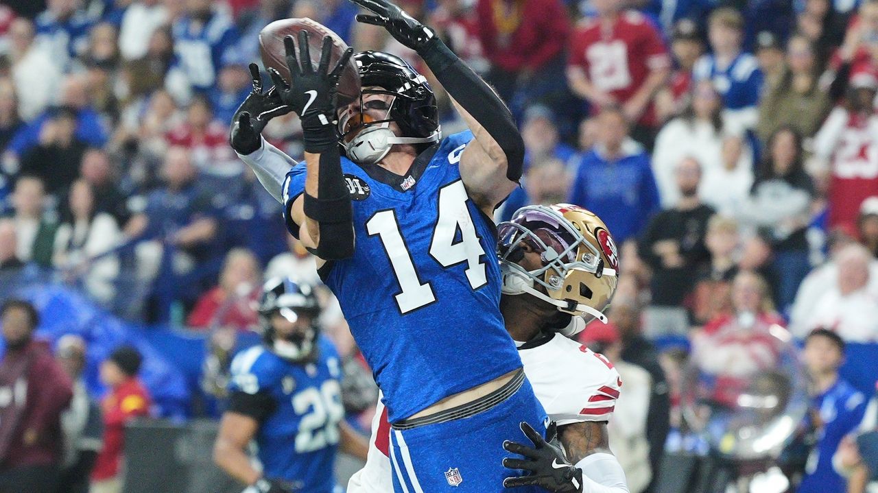 Trevor Lawrence and AFC South-leading Jaguars seek season sweep of skidding Colts