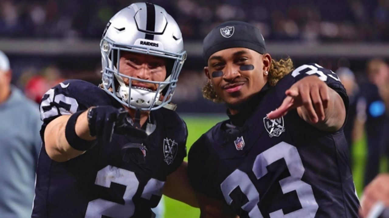 LIers Dylan Laube, Chris Collier to play for Raiders against Giants