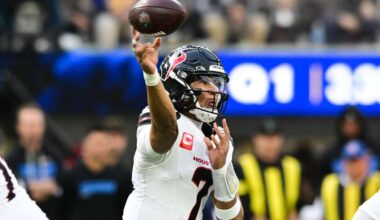 Texans clinch third consecutive playoff berth with 20-16 win over Chargers