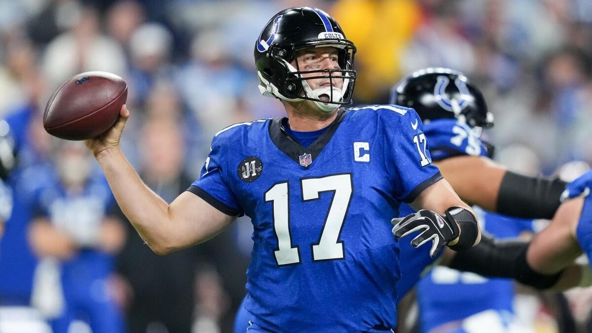 Colts become first NFL team in 30 years to miss playoffs after 8-2 start