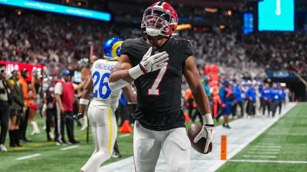 Bijan Robinson and Matthew Stafford make history during Falcons-Rams on 'MNF'