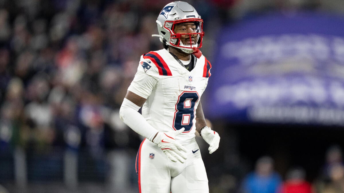 Patriots WR Stefon Diggs charged with felony strangulation, assault