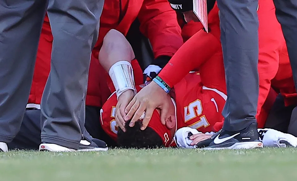 David Eulitt/Getty Patrick Mahomes injured during Chiefs-Chargers game on Dec. 14, 2025.