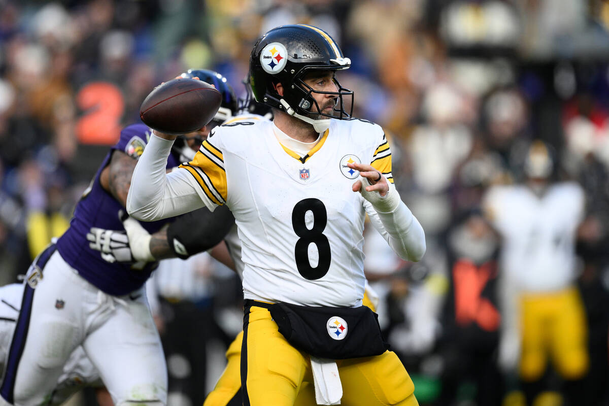 Pittsburgh Steelers quarterback Aaron Rodgers (8) in action during the second half of an NFL fo ...