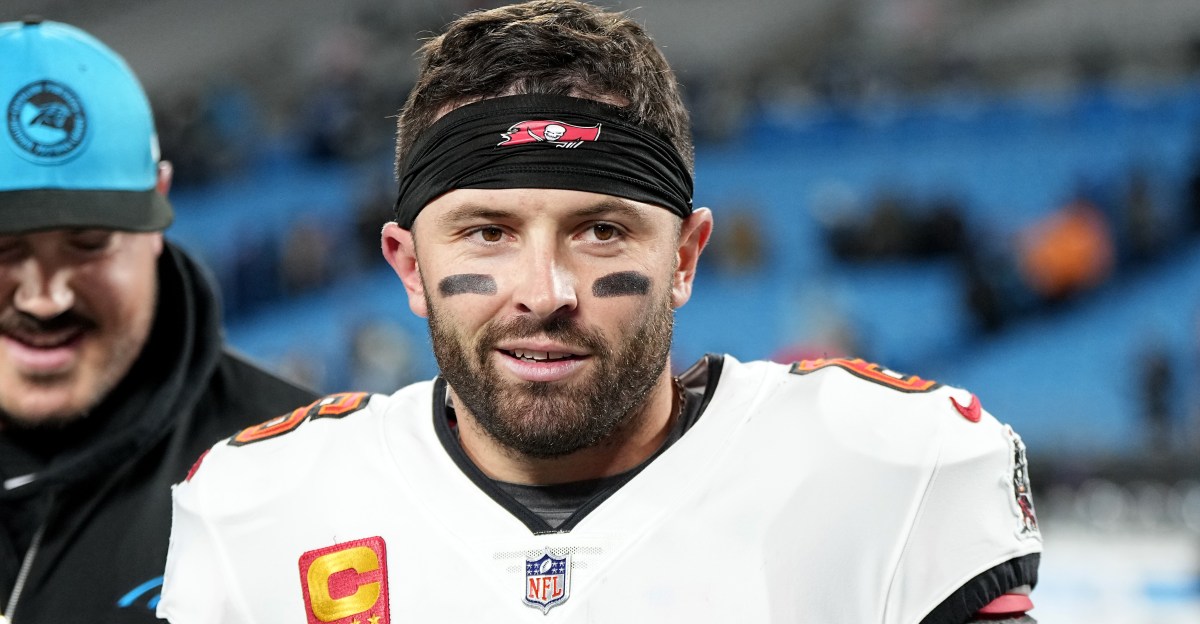 Carolina Panthers take first place in the NFC South with Tampa Bay Buccaneers loss