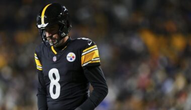 The Aaron Rodgers experiment is starting to fall apart