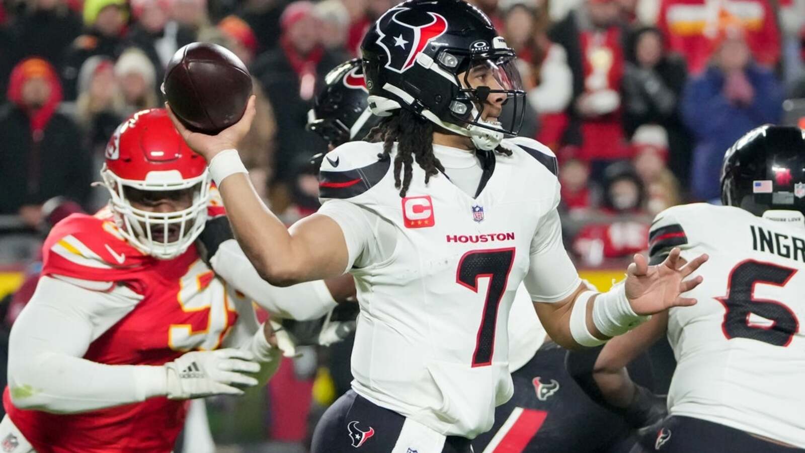 On hot stretch, Texans out to avoid letdown vs. lowly Cardinals