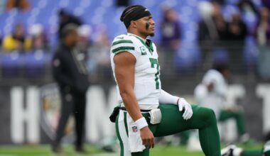 New York Jets’ Justin Fields out vs. Miami Dolphins with sore knee; rookie Brady Cook to serve as backup QB