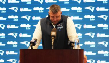 McDermott takes high road after Vrabel complains about officiating in Patriots-Bills game