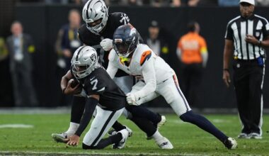 Raiders' Geno Smith misses practice with shoulder injury, status for game at Philadelphia uncertain | NFL
