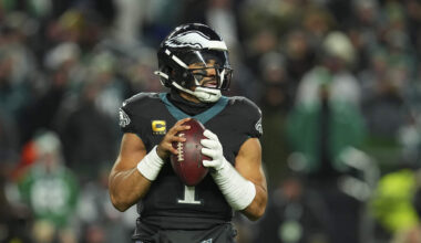 Eagles vs. Chargers Dec. 8 Viewing Options: TV, Live Stream