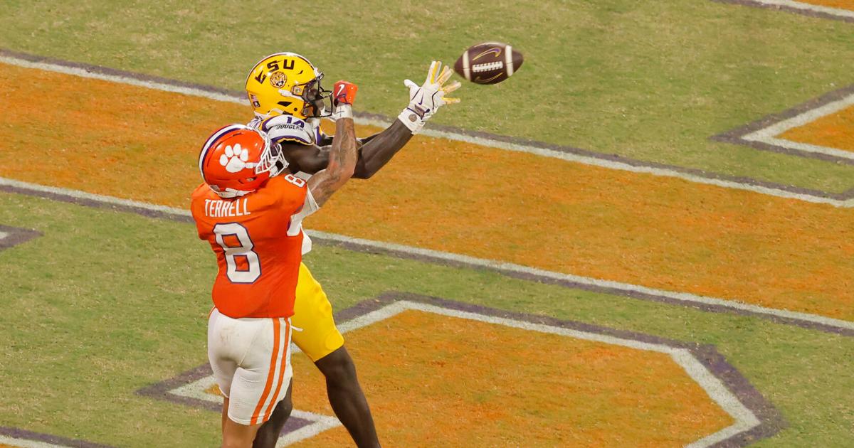 Clemson cornerback Avieon Terrell declares for the NFL draft