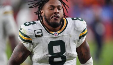 Packers' Josh Jacobs says he hurt his knee again in loss to Broncos. He still wants to play Saturday | Pro National Sports