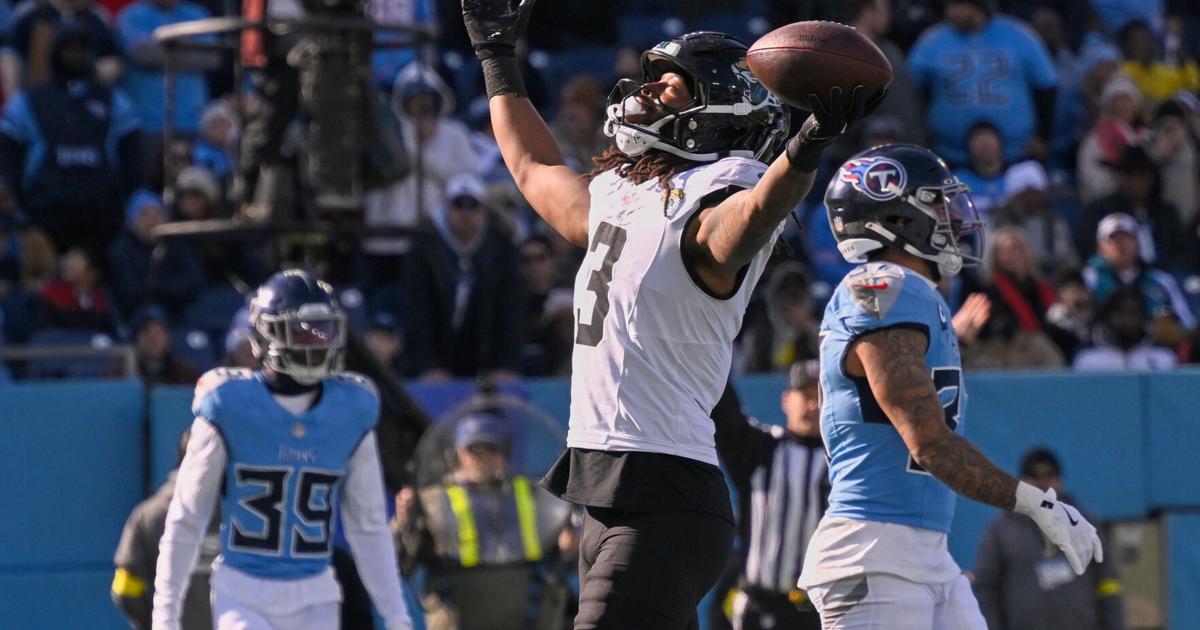 Receiver Jakobi Meyers and the Jaguars agree to a 3-year, $60M extension, AP source says | National Sports