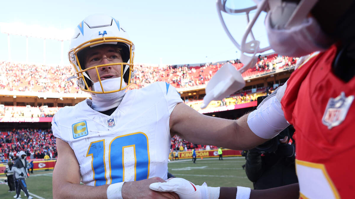 Cowboys vs. Chargers Week 16 Predictions, Odds and Stats