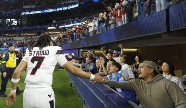 Texans Edge Chargers to Clinch Playoff Berth | NewsRadio 740 KTRH