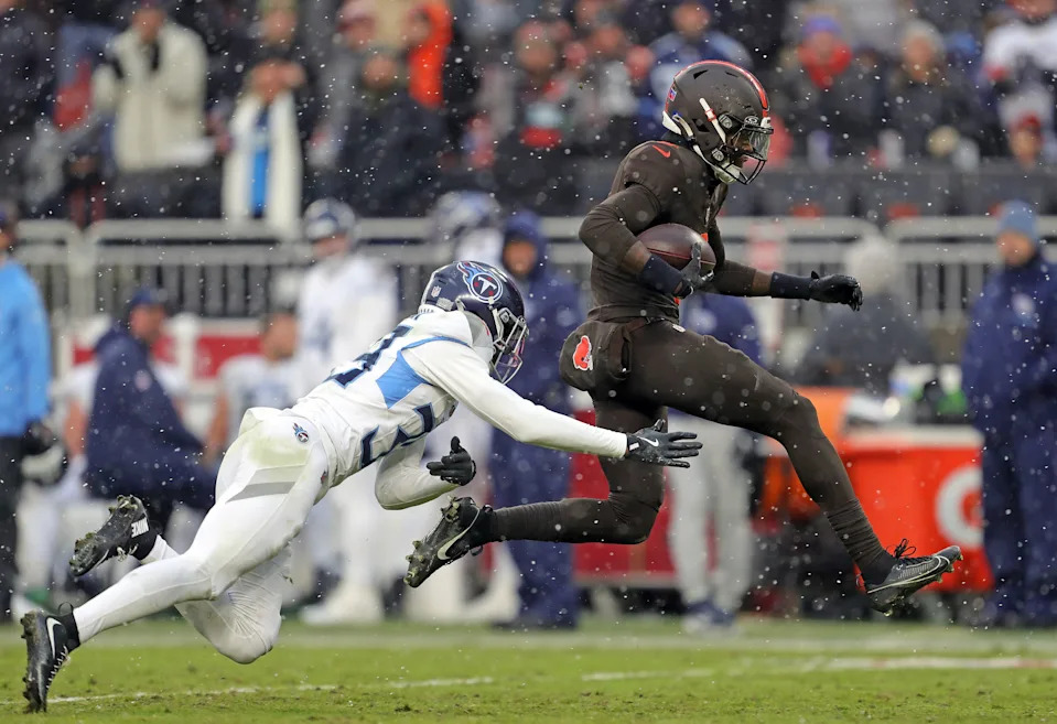 Cleveland Browns wide receiver Jerry Jeudy (3) breaks away from Tennessee Titans cornerback Darrell Baker Jr. (39) to score a touchdown during the first half of an NFL football game at Huntington Bank Field, Dec. 7, 2025, in Cleveland, Ohio.