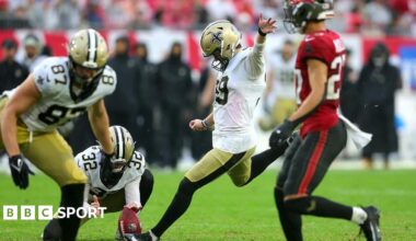 Charlie Smyth kicking