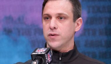 Chiefs trade up, make 2 first-round picks in this expert mock draft