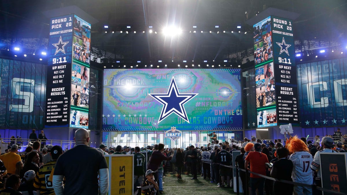 3 first-round picks? Cowboys could leverage this star to max '26 draft