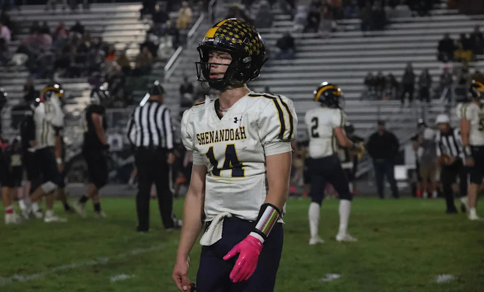 Shenandoah football quarterback/linebacker/safety Jarrett Helman