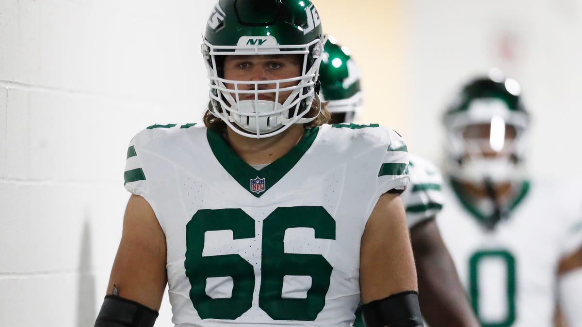 Where does the Jets' offensive line rank in the NFL in Week 14?