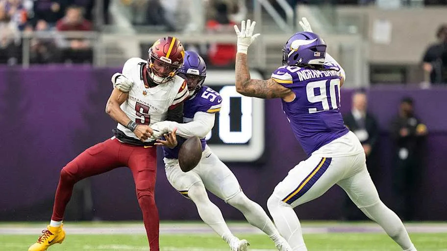 Eric Wilson, Jayden Daniels