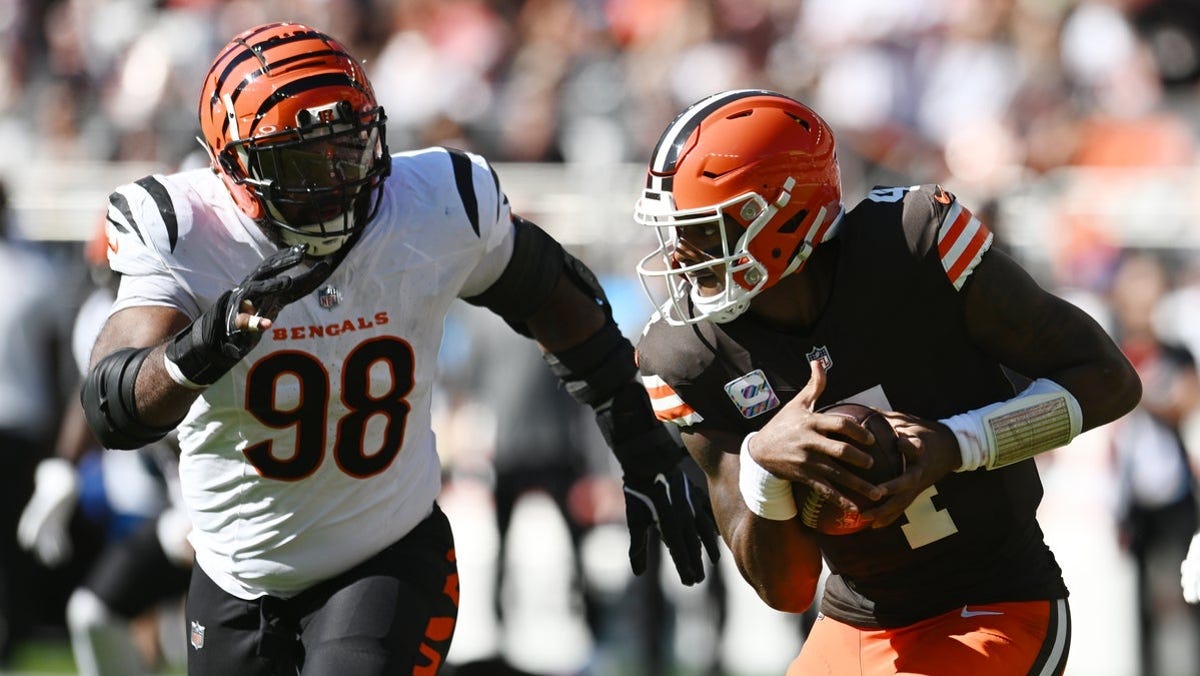 Deshaun Watson injury update, status vs. Titans in Week 14