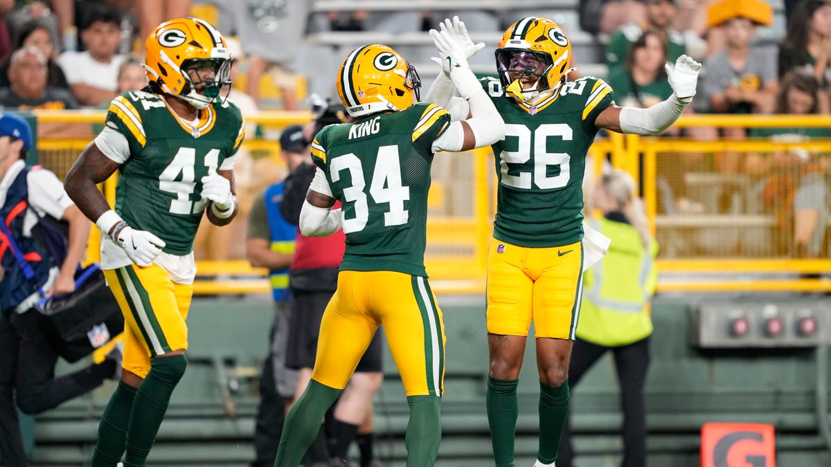 Arizona Cardinals sign CB Kalen King from Panthers practice squad