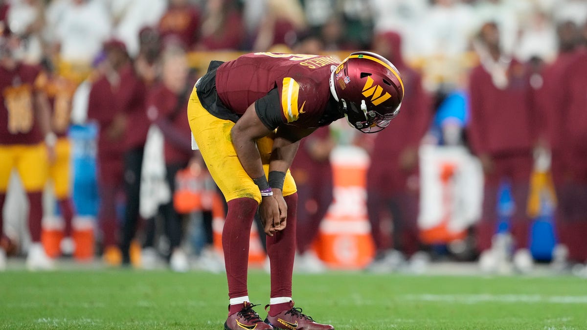 NFL insider discusses Jayden Daniels' season