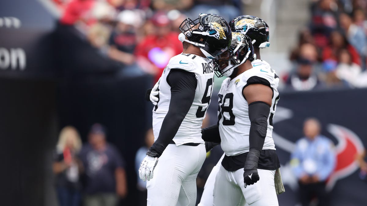 2 Jaguars top 10 among position groups in voting
