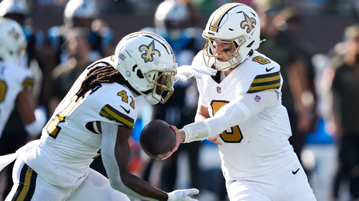 Alvin Kamara likes what he's seen from rookie Saints QB Tyler Shough
