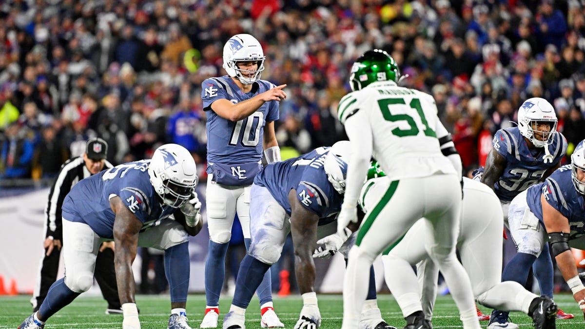 NY Jets vs. Patriots predictions. Expert picks for NFL Week 17 game